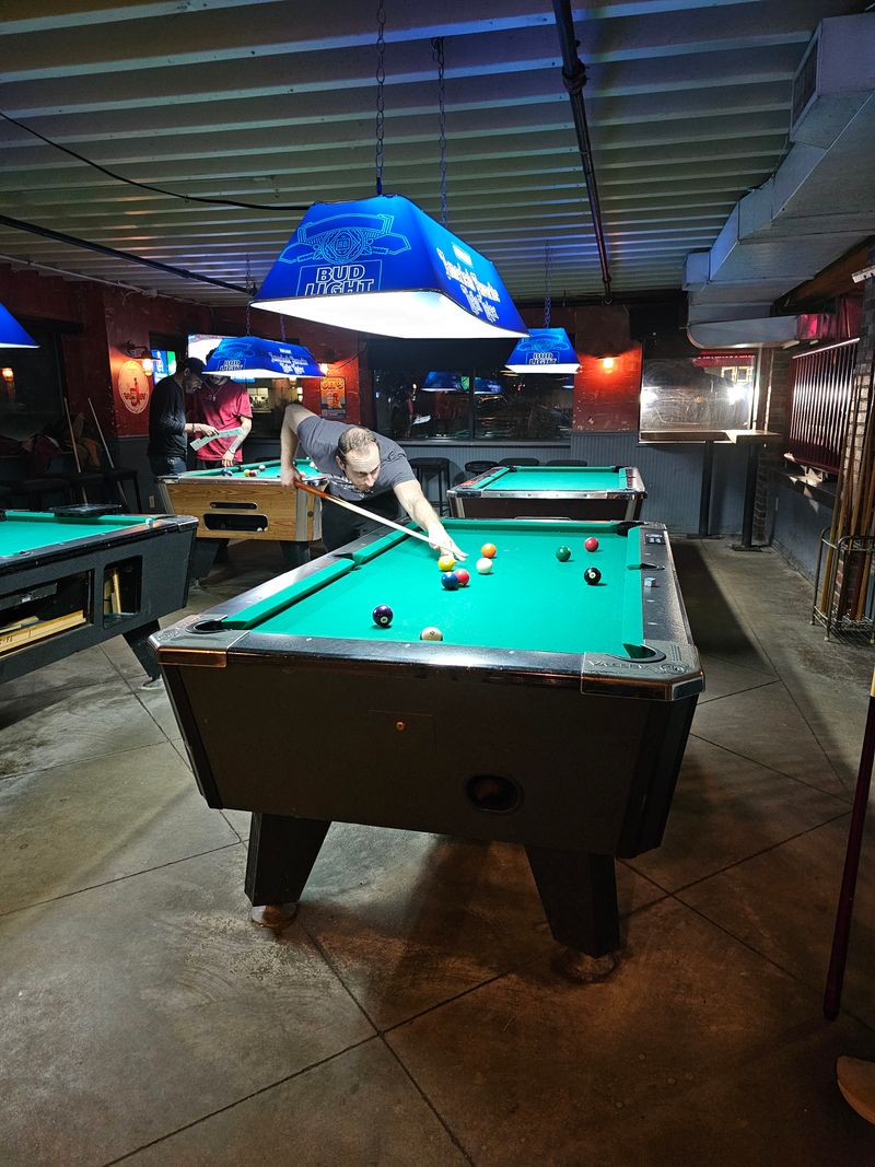 Bar After Dark: Strong Pours, Late Hours