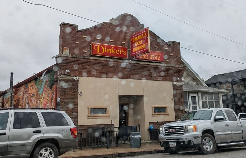 Nebraska – Dinker’s Bar (Omaha)