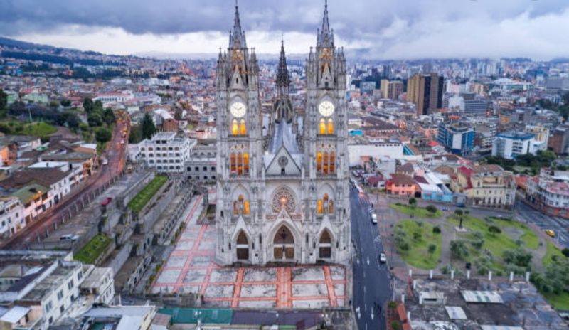 Quito, Ecuador: Colonial Beauty Perched Among Volcanoes