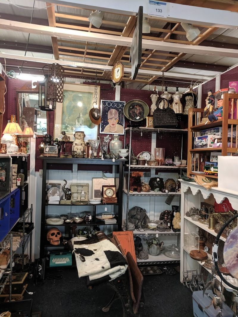 The Vintage and Antique Item Selection