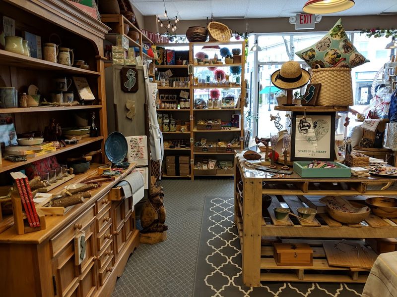 A Go-To for Corporate and Group Gifting