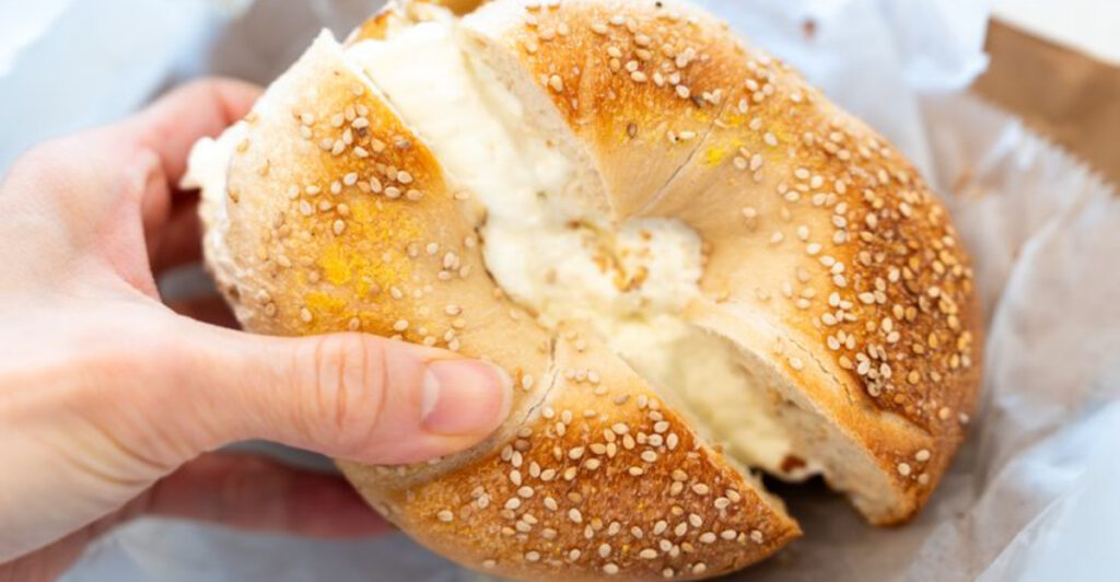 New Jersey’s Morning Starts Here: 12 Bagel Shops With Lines Before Sunrise