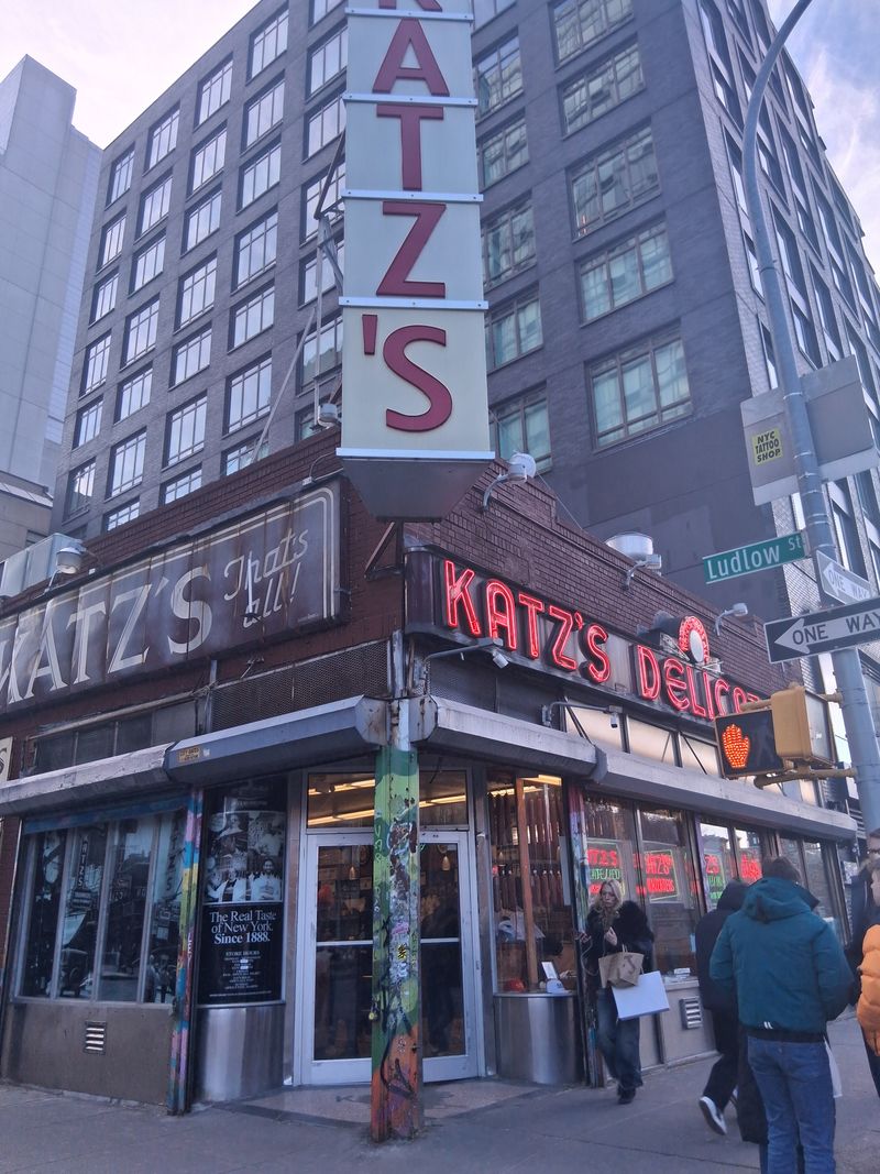 New York – Katz’s Delicatessen – New York City