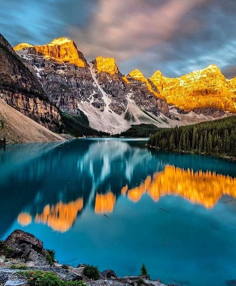 Banff National Park, Canada: Mountains that do not believe in subtlety