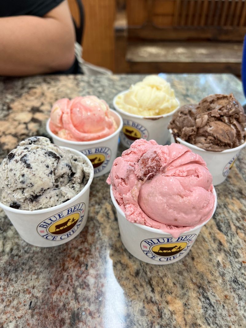 The $1 Scoop That Breaks The Internet