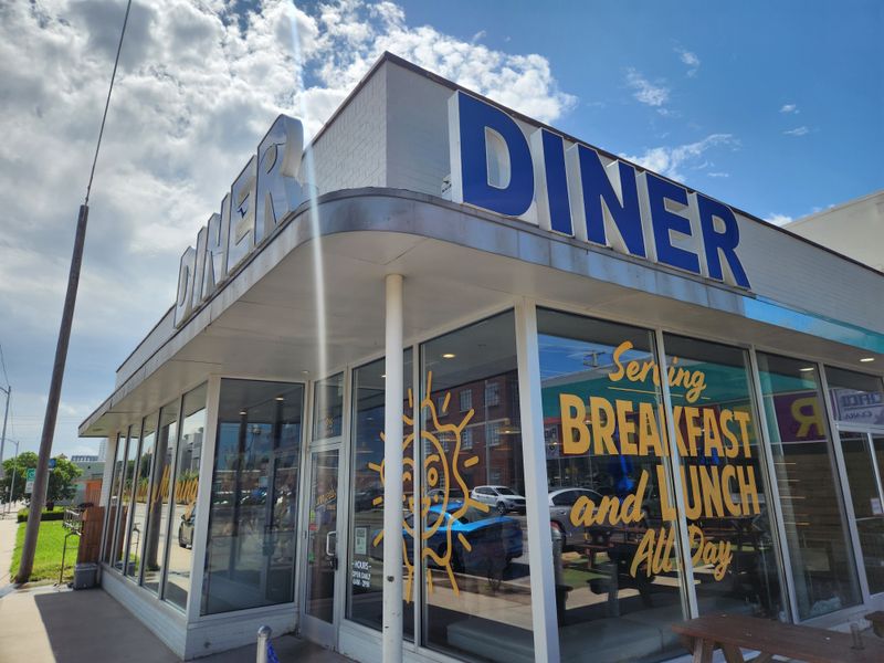 Oklahoma - Sunnyside Diner (multiple locations)