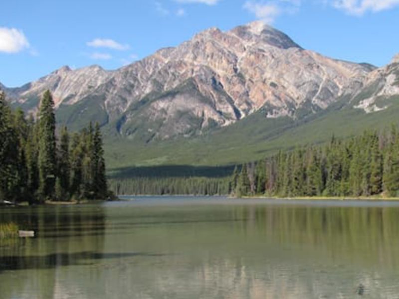 Lake Athabasca: Remote Wilderness Wonder