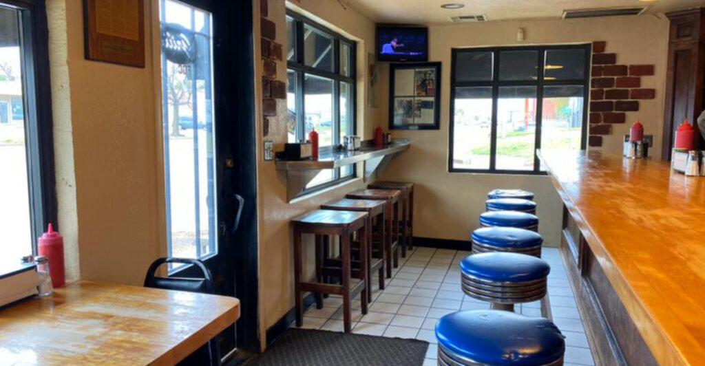 Oklahoma’s Best Onion Burgers and Curly Fries Are Worth the Wait at This Local Favorite