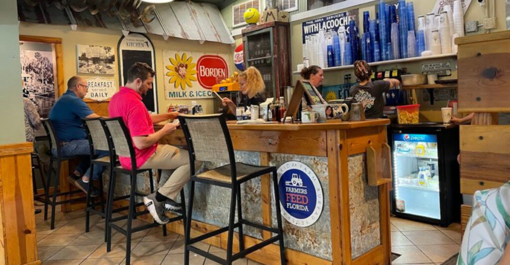 One Of America’s Tastiest Restaurants Is Tucked Away In Small-Town Florida
