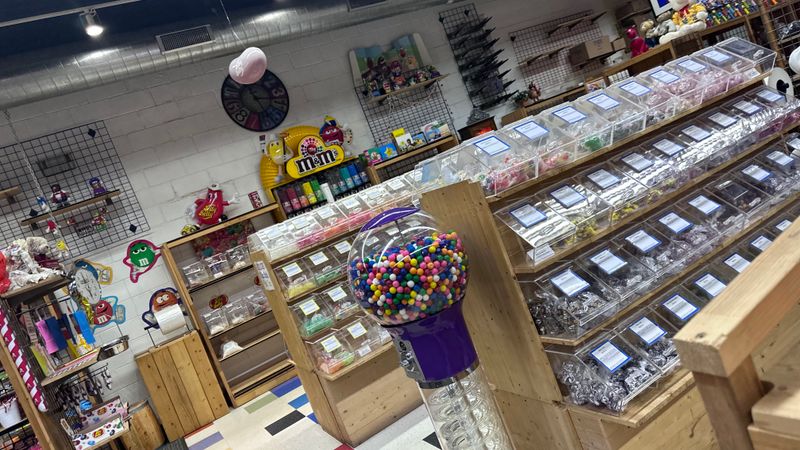 The First Five Seconds: Smell, Sound, Scale