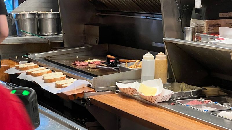 Pennsylvania – Primanti Bros. (Pittsburgh)