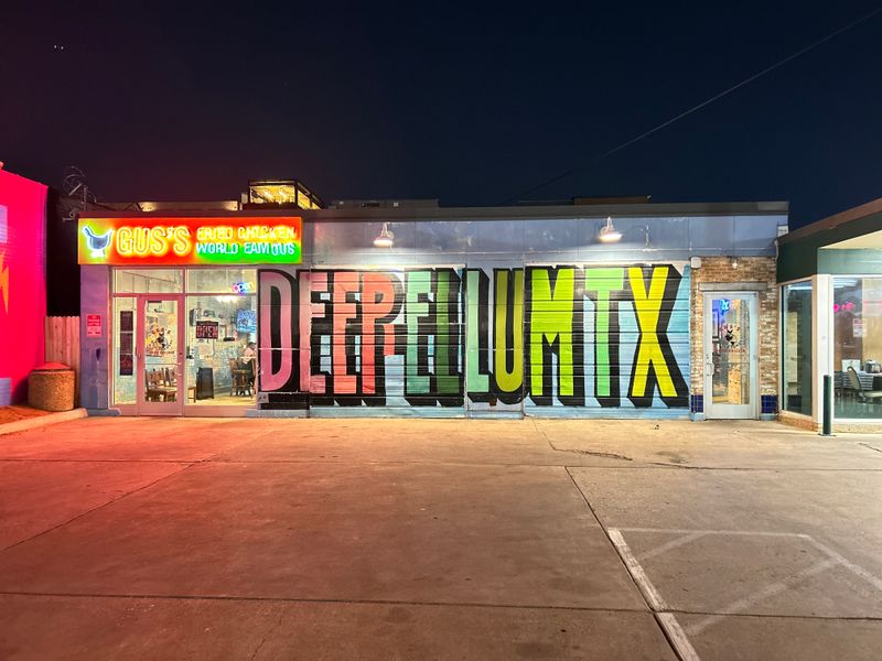 Gus's World Famous Fried Chicken (Cleveland)