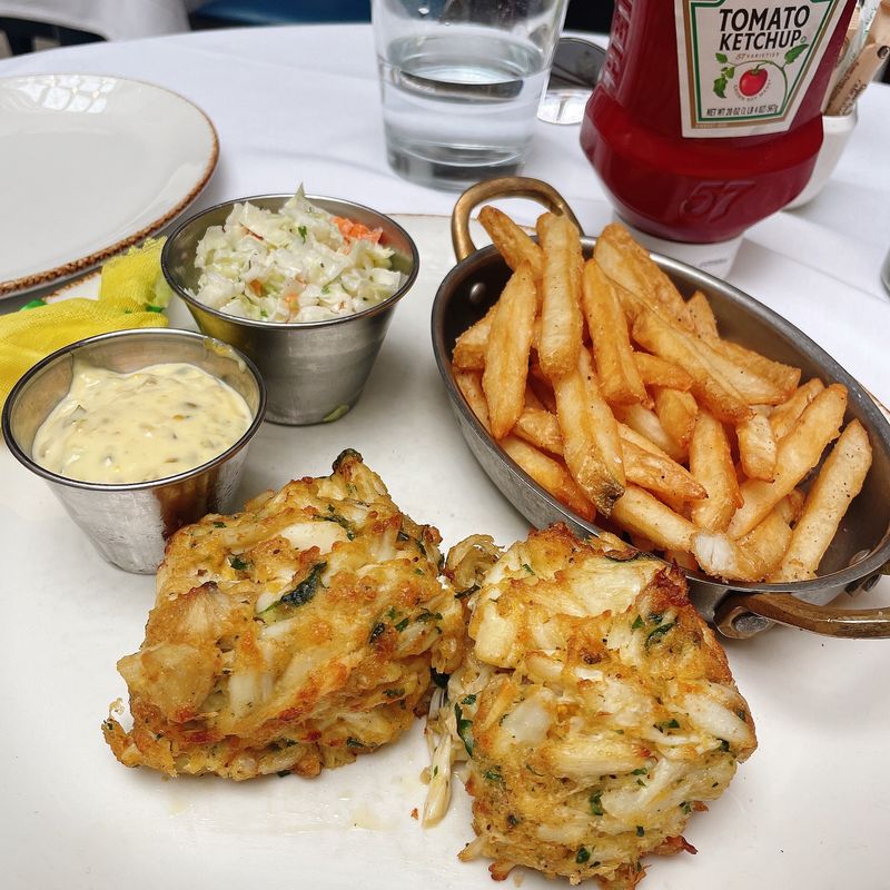Jumbo Lump Crab Cakes That Mean It