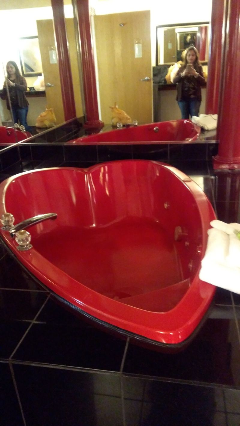 French Kiss Is the Flirty, Date-Night Classic