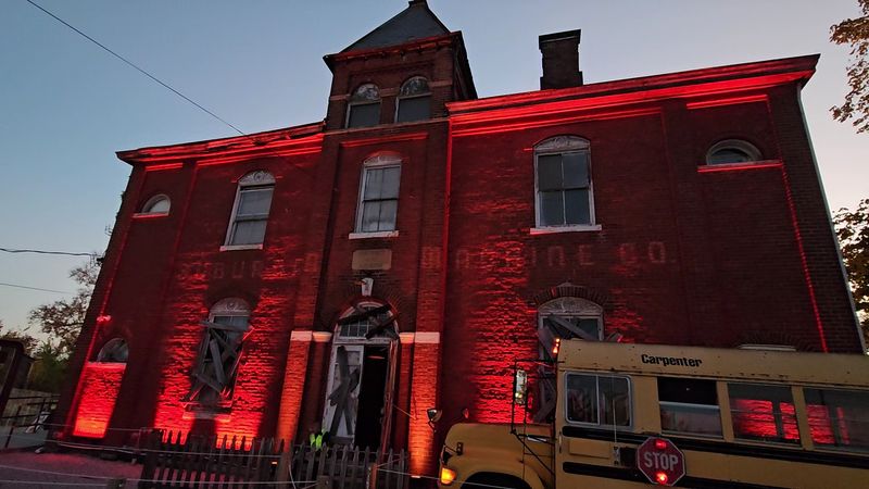 The Dent Schoolhouse, Monroe