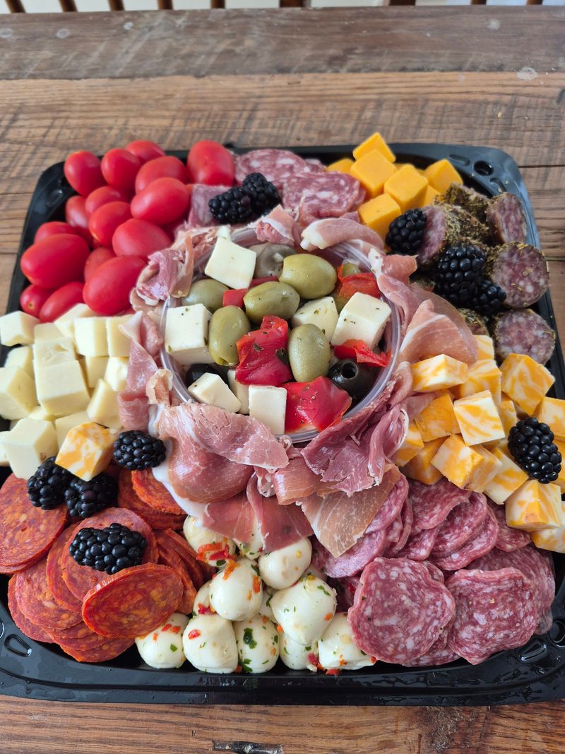 Catering That Moves Crowds