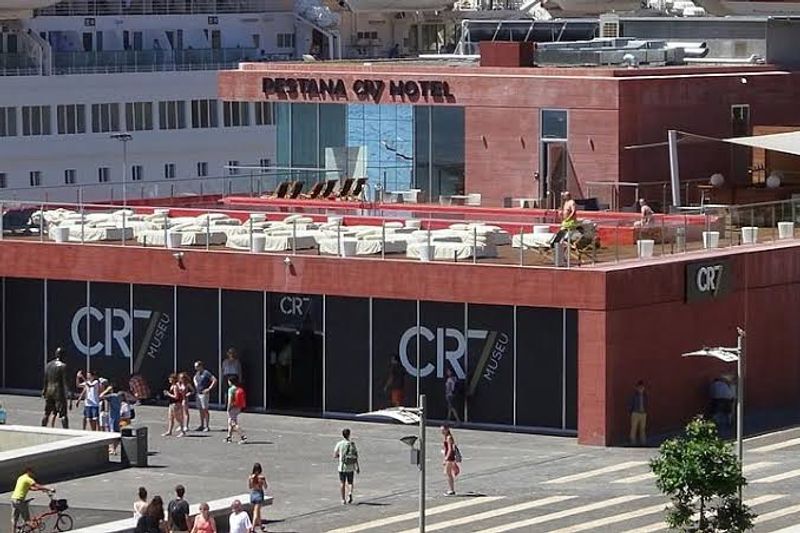 Ticket price is typically around €5 but always double-check