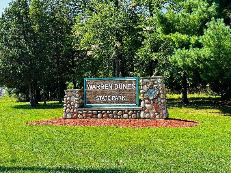 Warren Dunes State Park, Sawyer