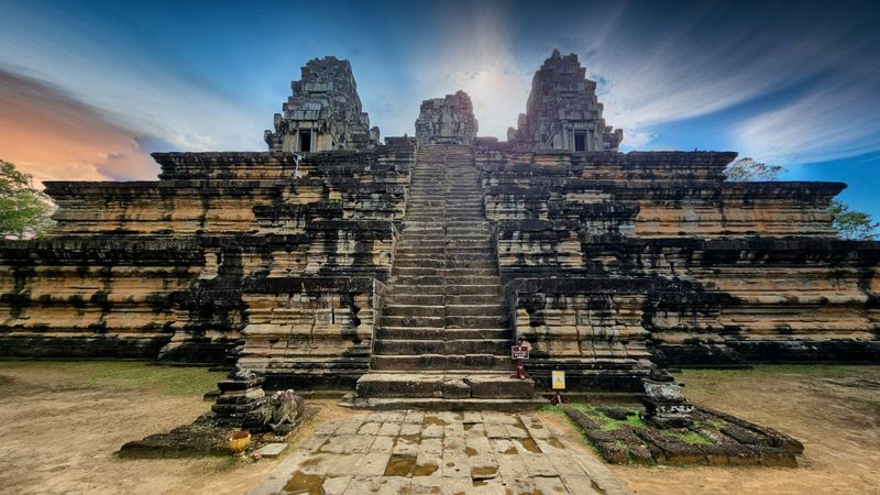 Ta Keo — Unfinished Pyramid Temple (Angkor Thom)