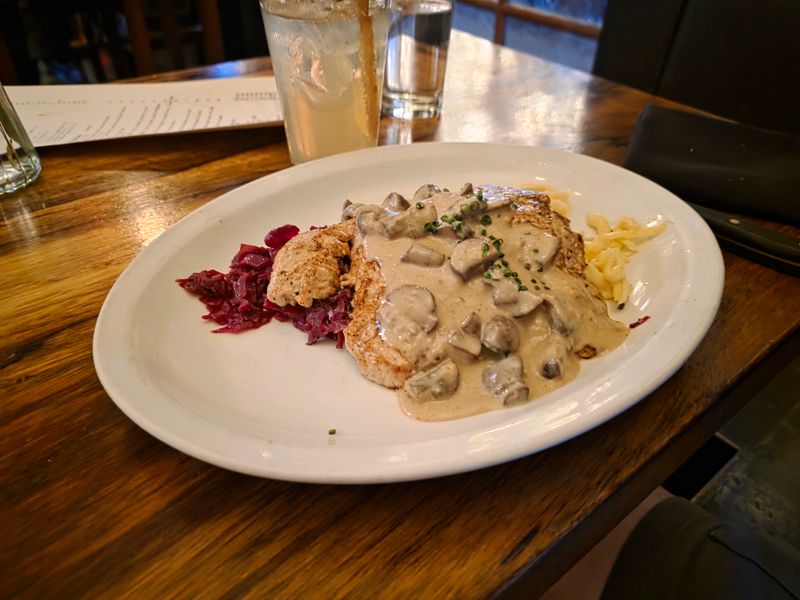 Jägerschnitzel With Mushroom Gravy Magic