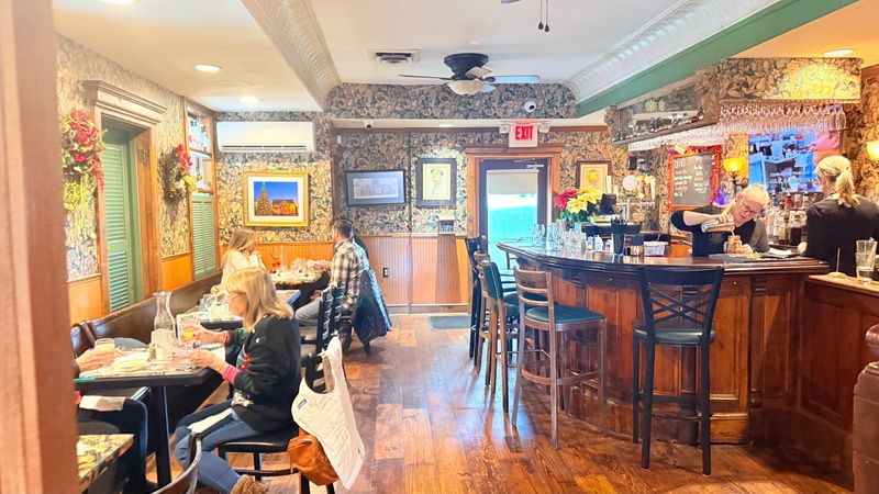 Service That Actually Matches the Food