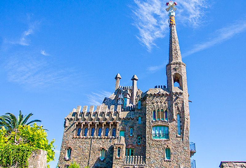 Torre Bellesguard — Gaudí's Elegant Hidden Gem