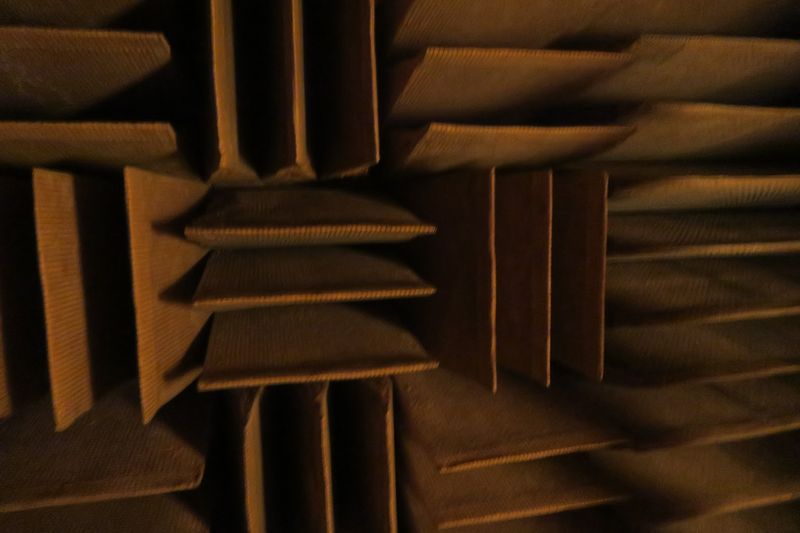 The reverb room contrast