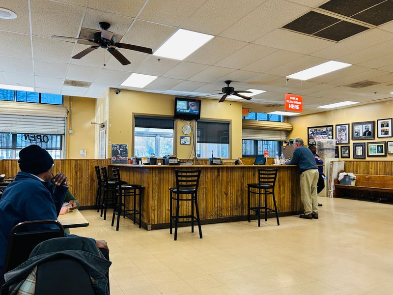 Old-School Atmosphere on Broadway