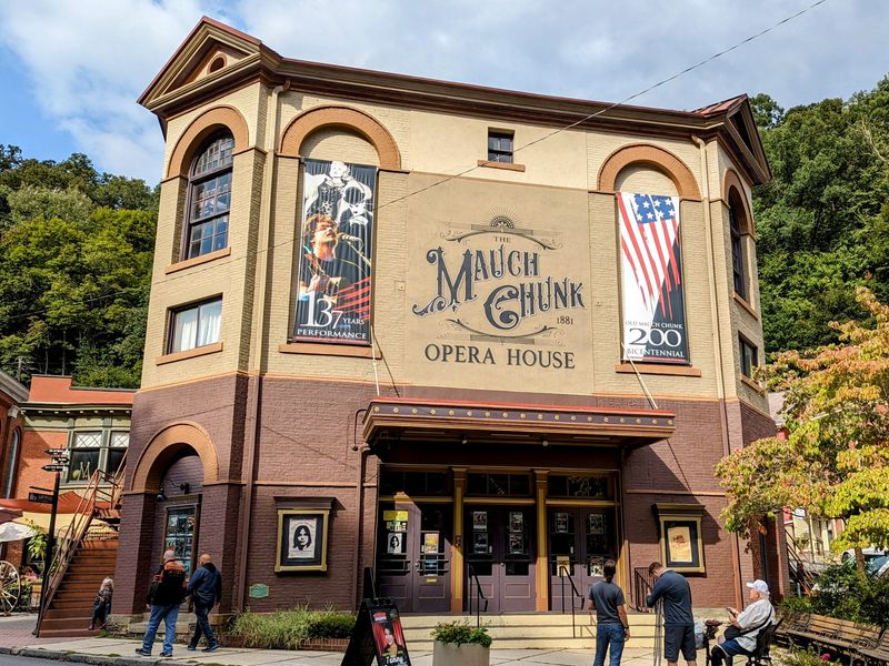Evening at the Opera House