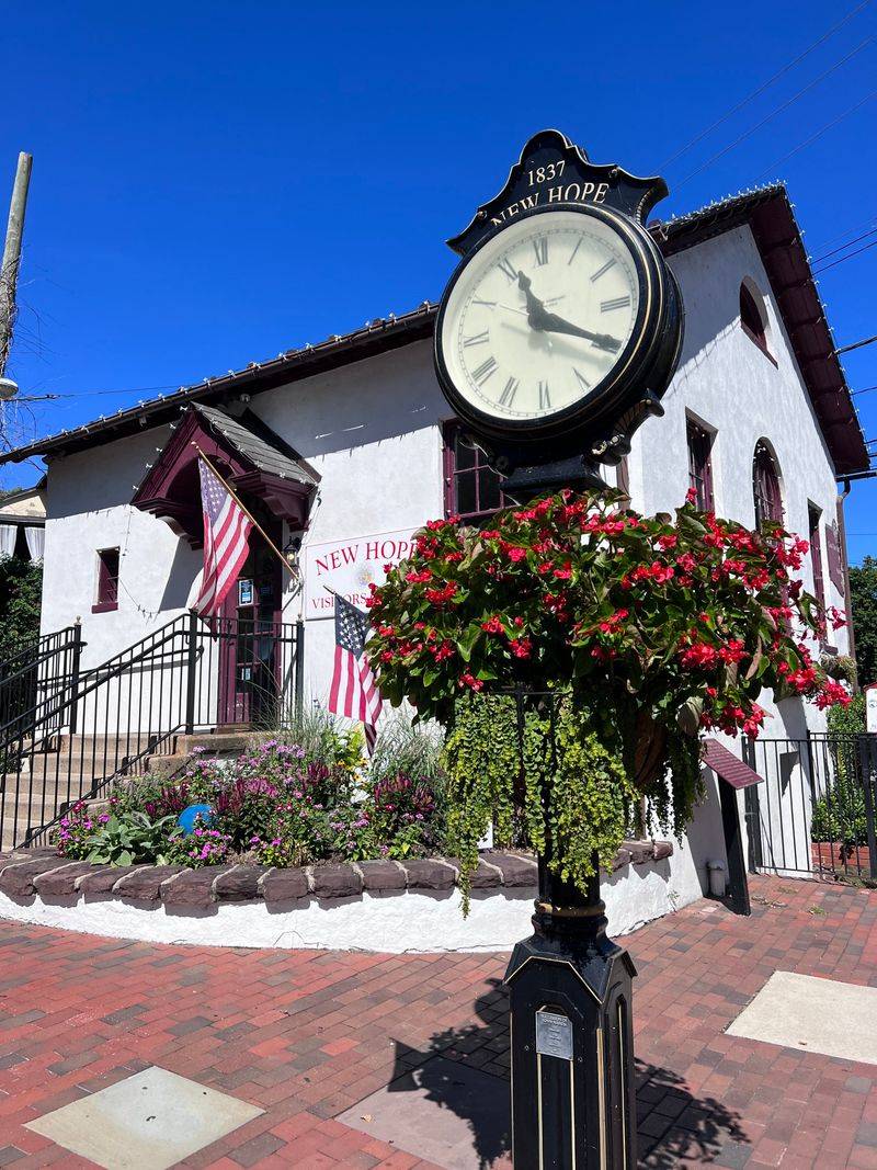 Antique Shopping Paradise