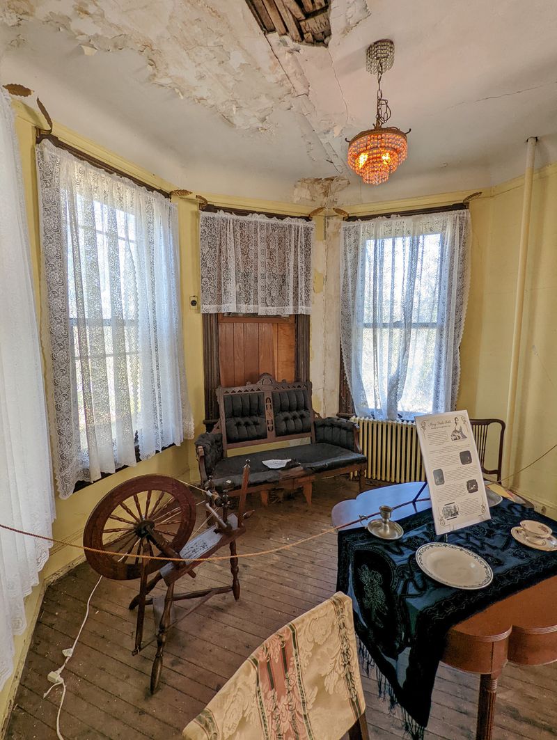 Parlor stories and artifacts