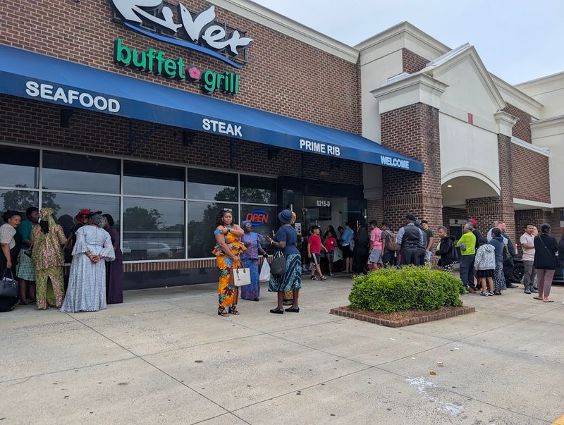 River Buffet & Grill — Charlotte