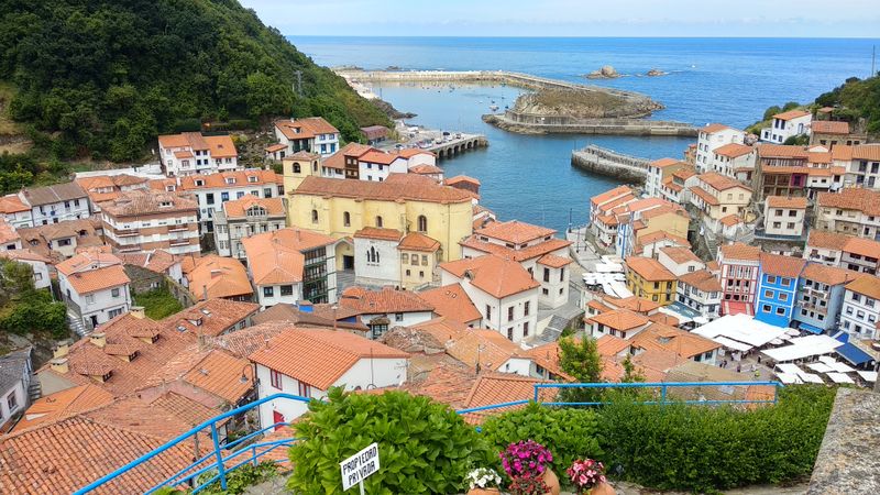 Cudillero — Colorful Seaside Haven in Asturias