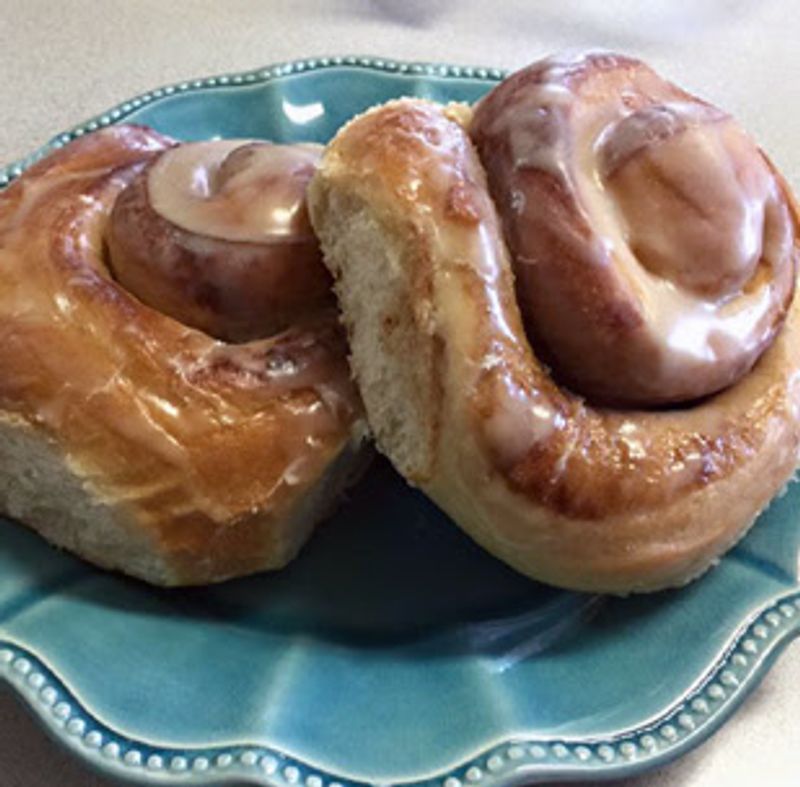 Homemade Cinnamon Rolls Worth the Drive