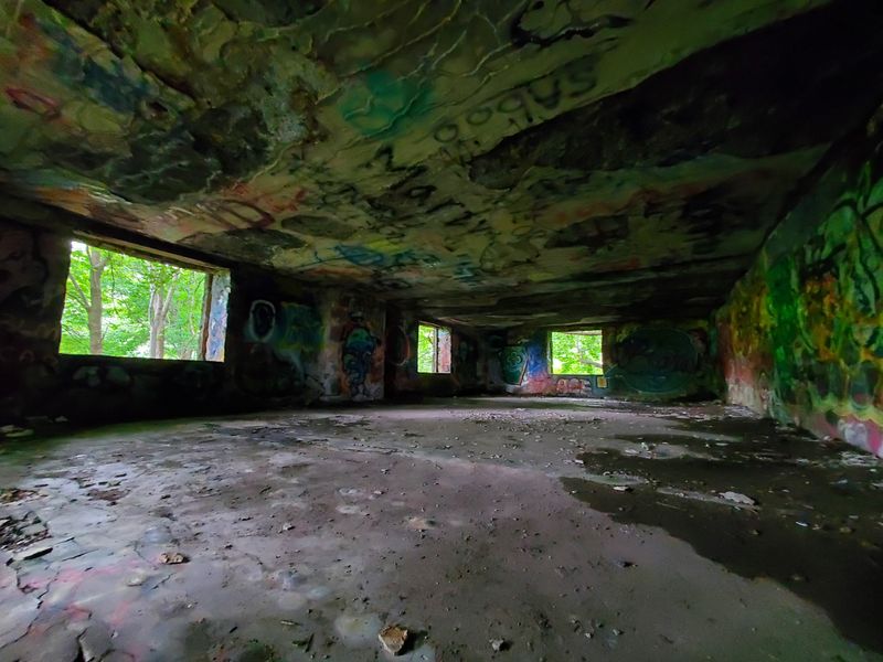 Reading the Architecture