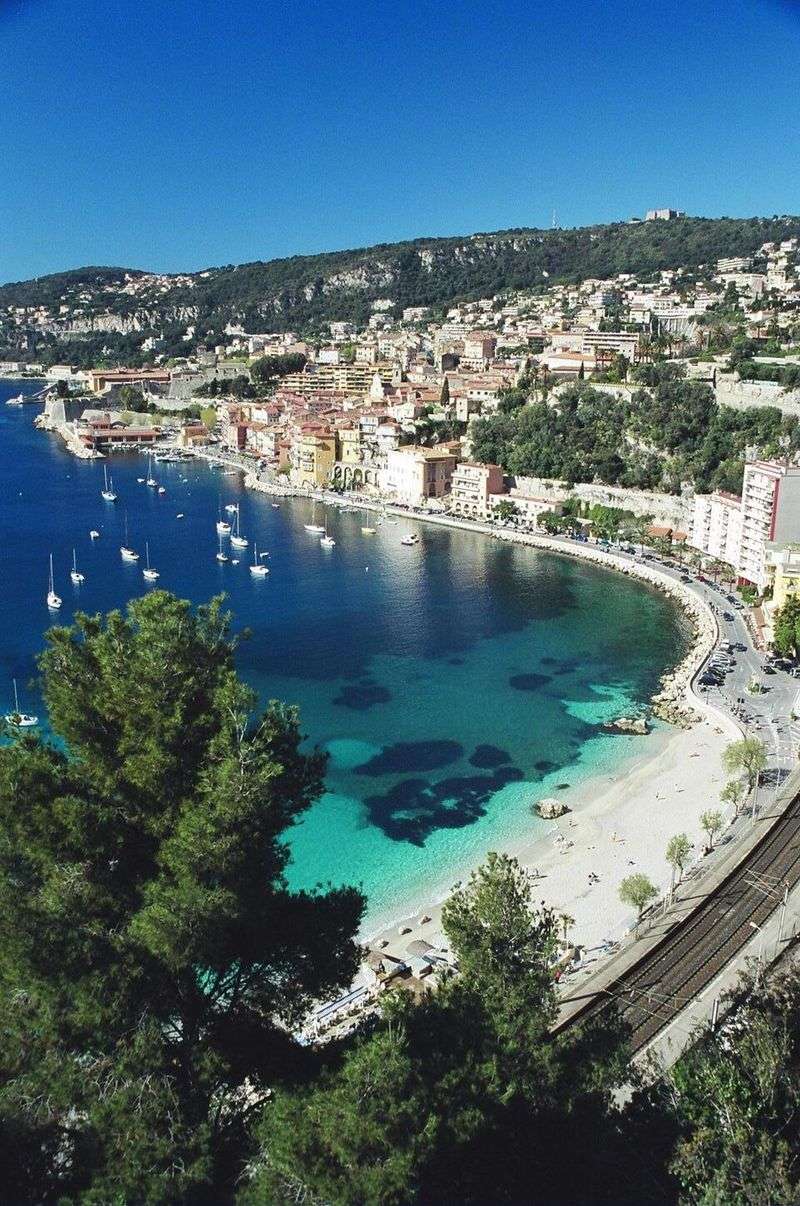Villefranche-sur-Mer — Colorful Waterfront Haven