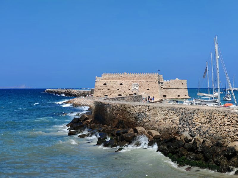 Crete — Island of Legends, Beaches, and Ancient Palaces