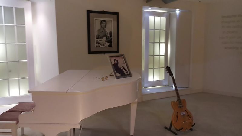 The Night Before (1965)