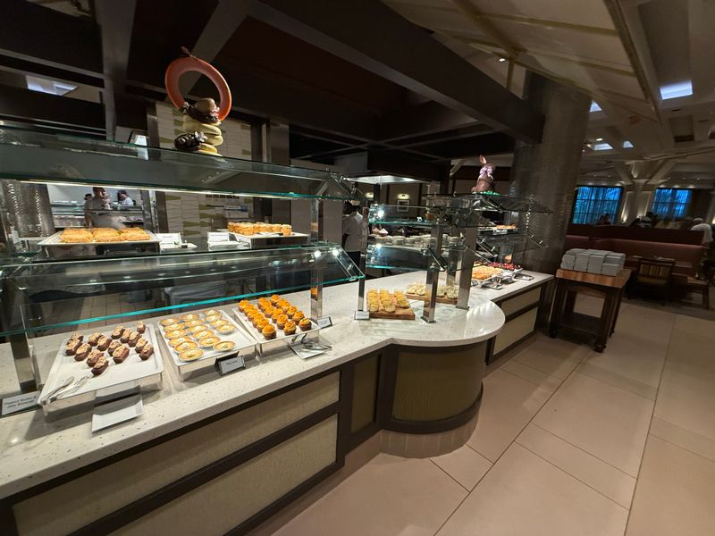 Crepe Memories and Dessert Comeback