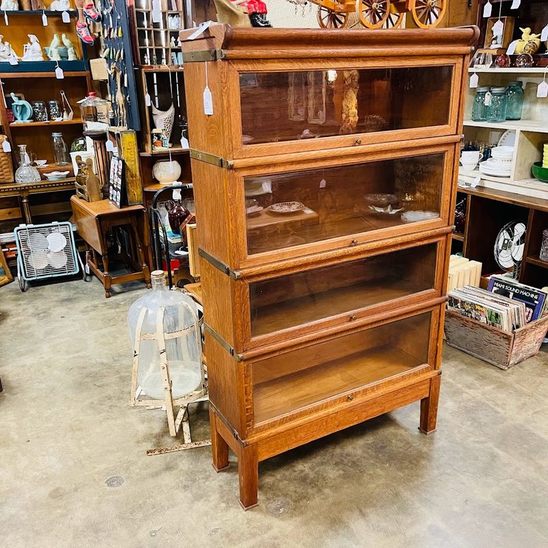 Jewelry and Small Treasures