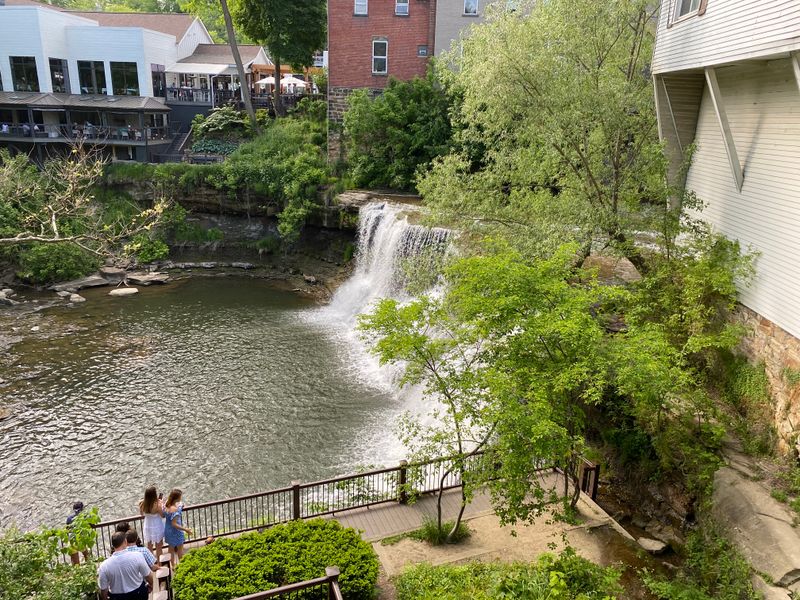 Autumn Colors Over the Gorge