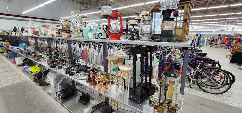 Red White & Blue Thrift Store – Tampa, FL