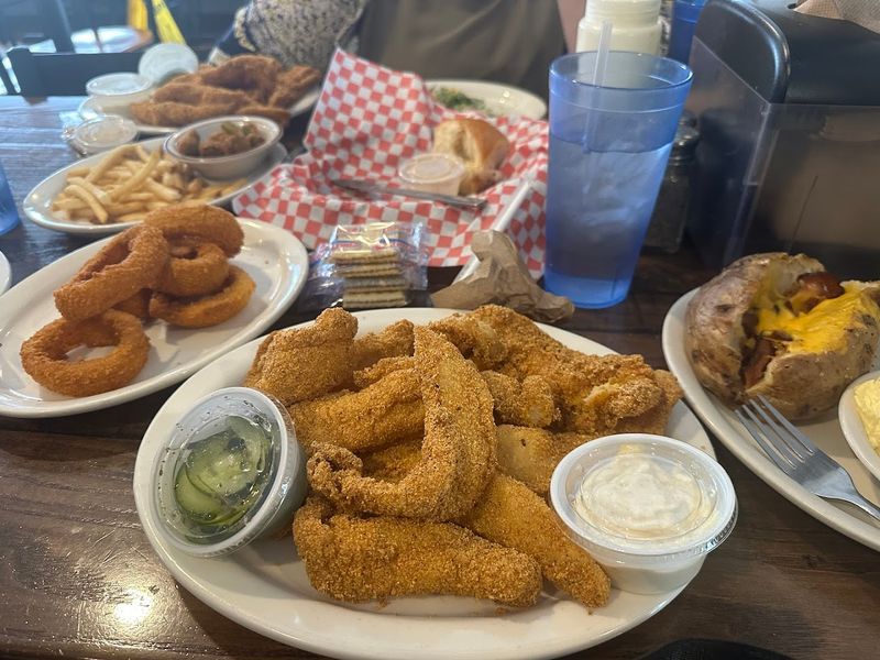 A Menu That Spans Breakfast Through Dinner