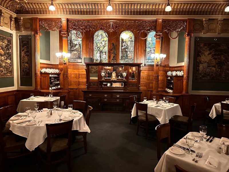 Reservations, Timing, And Tips