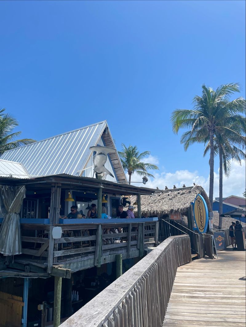 Easy Eats With A View