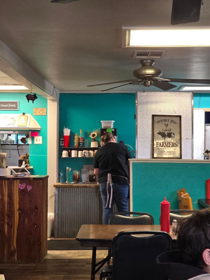 The One-Woman Show Behind the Counter