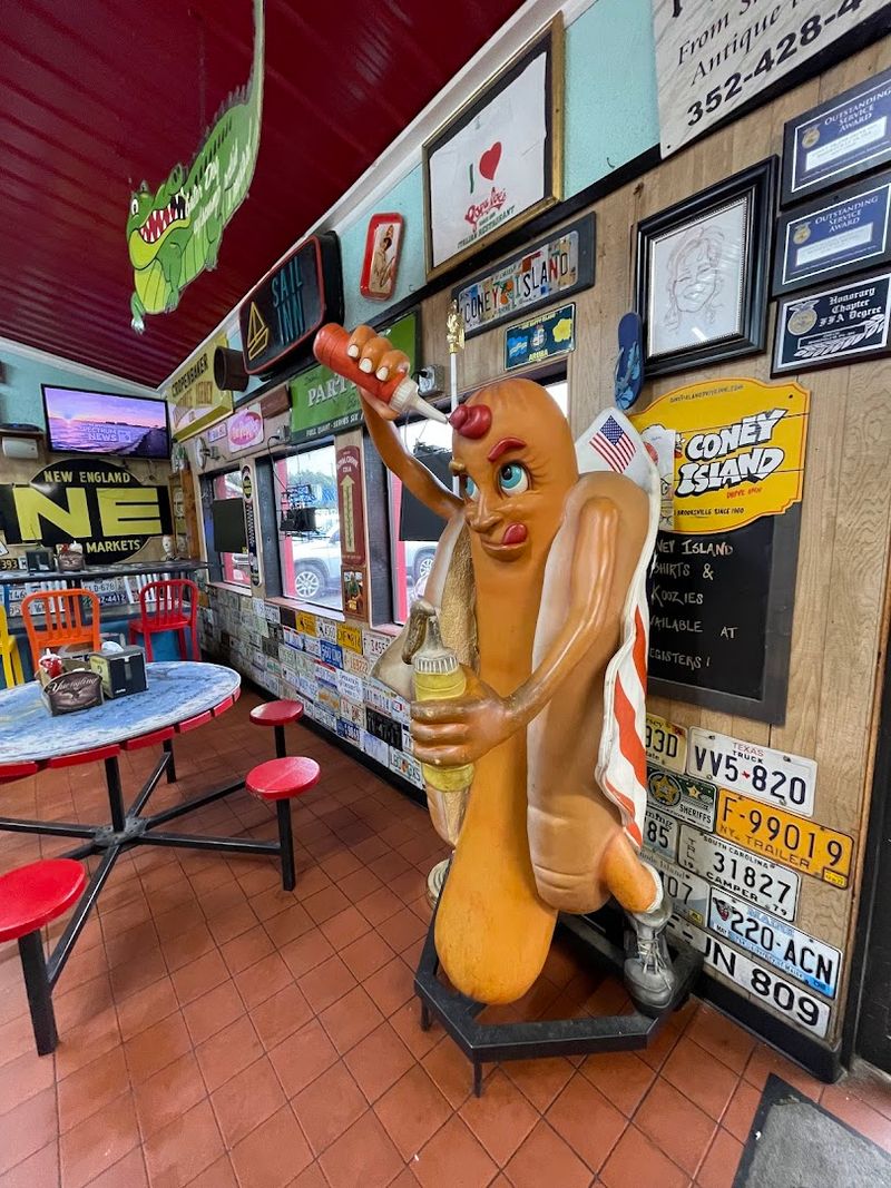 The Decor That Makes You Stop and Stare