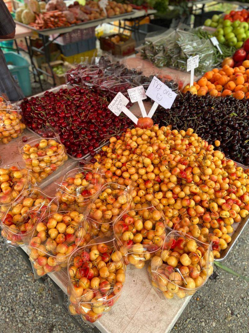 Maple Valley Farmers' Market - Maple Valley, WA