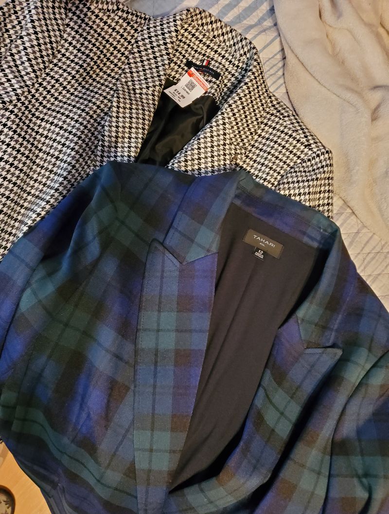 Blazer Jackpot by the Mirrors