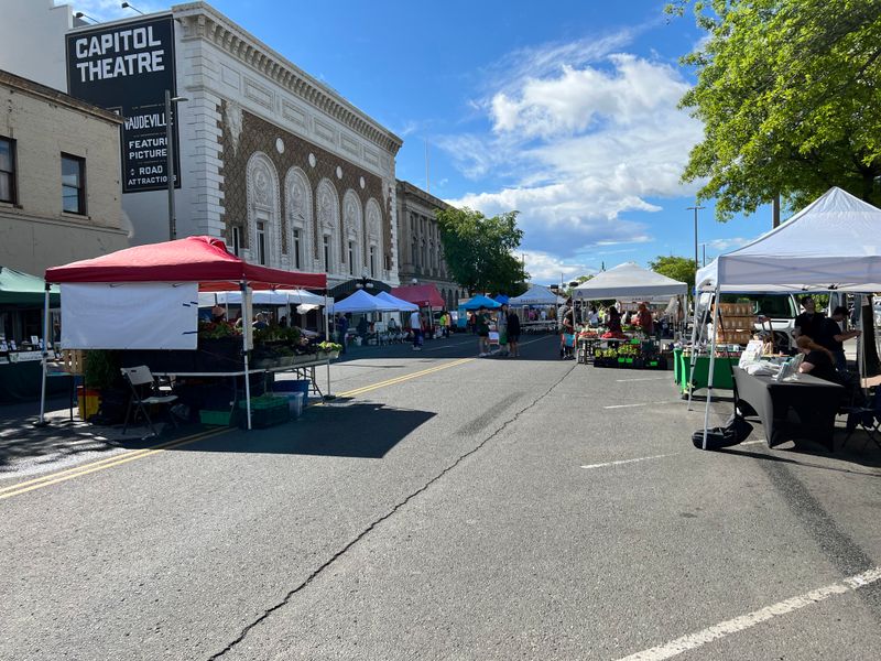 Downtown Yakima Farmers Market - Yakima, WA